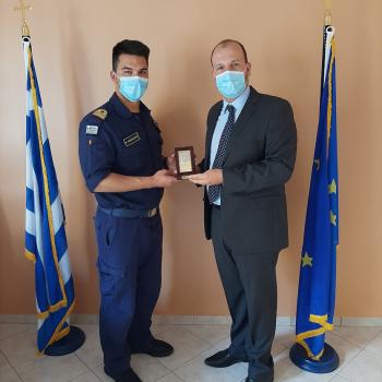 O Αρχηγός του Ελληνικού Στόλου τίμησε τον Διοικητή του Νοσοκομείου Καρύστου